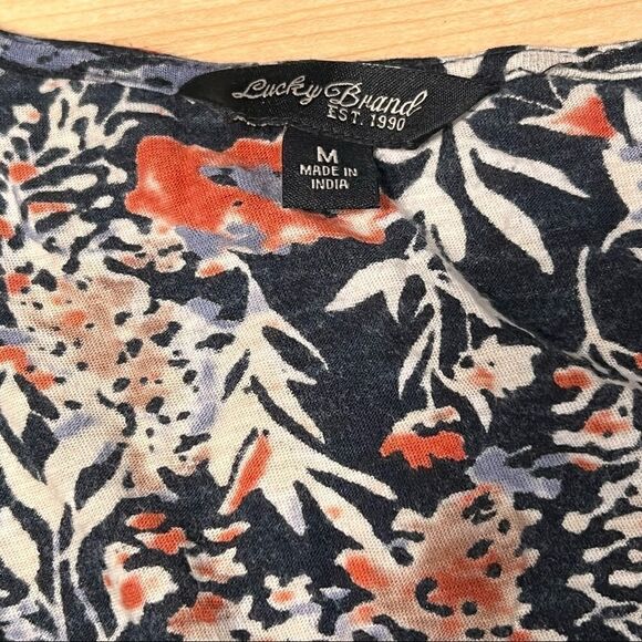 Lucky Brand
Size M 3/4 Sleeve Top - Picture 5 of 8